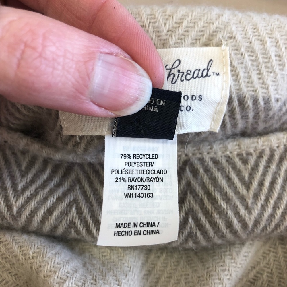 Universal Thread Plaid Herringbone Poncho - Picture 7 of 8